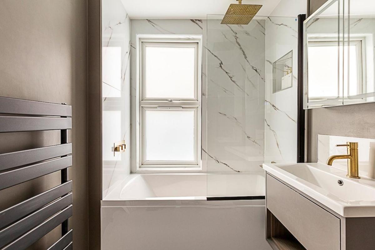 Serenity - Fulham Eve, Sleeps 14 *