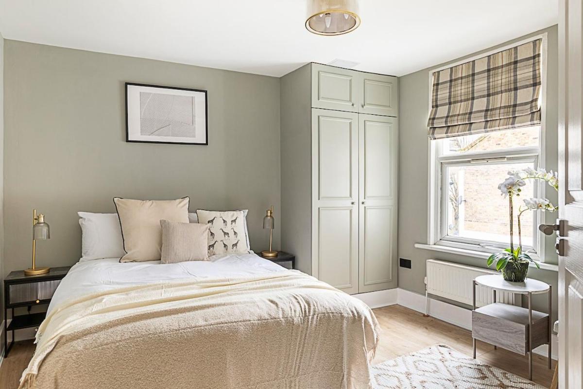 Serenity - Fulham Eve, Sleeps 14 Appartamento Londra