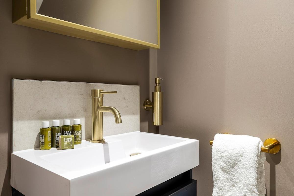 Serenity - Fulham Eve, Sleeps 14 Appartamento Londra