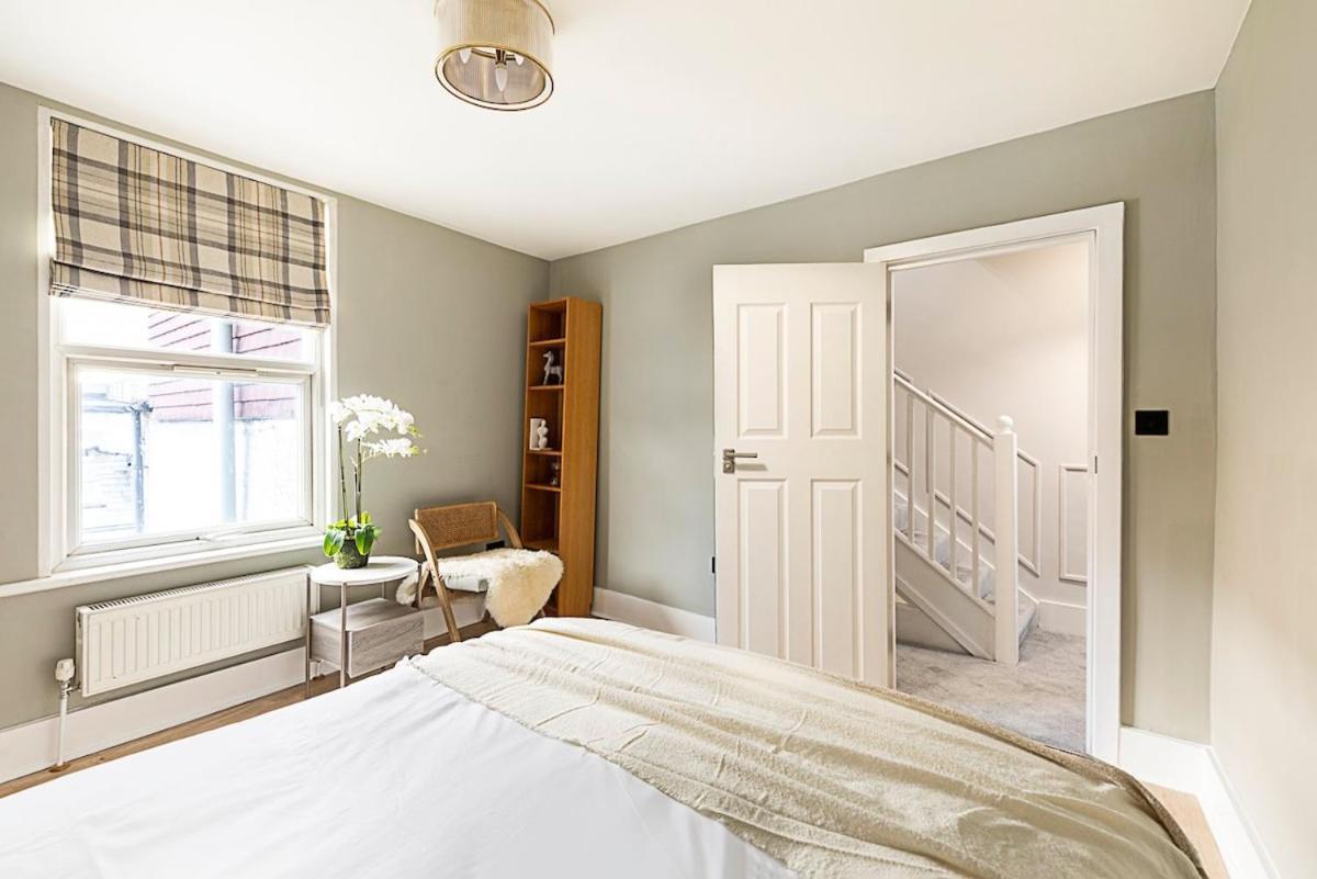 Serenity - Fulham Eve, Sleeps 14