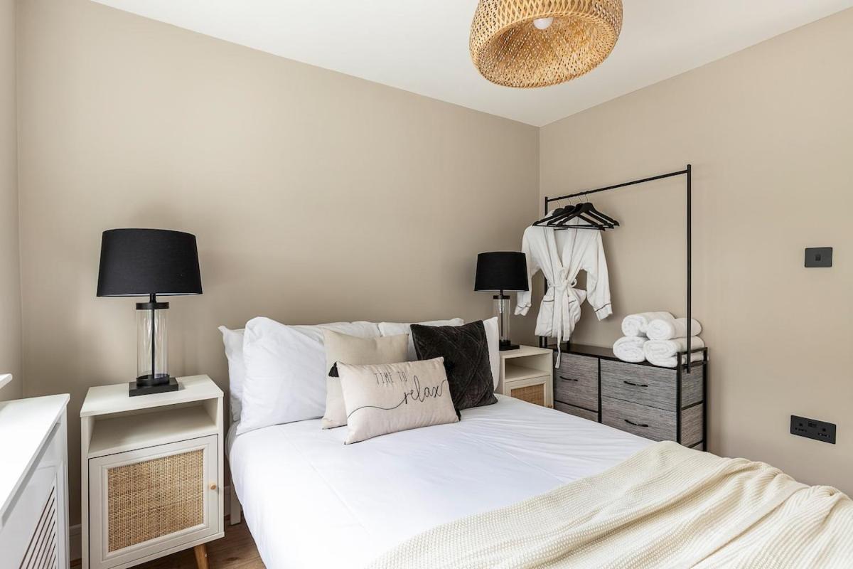 Serenity - Fulham Eve, Sleeps 14 * Londra