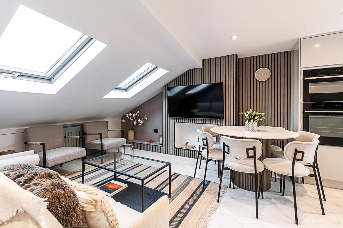 Appartamento Serenity - Fulham Eve, Sleeps 14 *